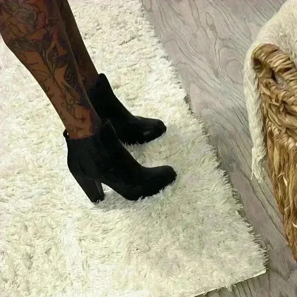 Splendid Ankle Boots - Picture 8 of 12